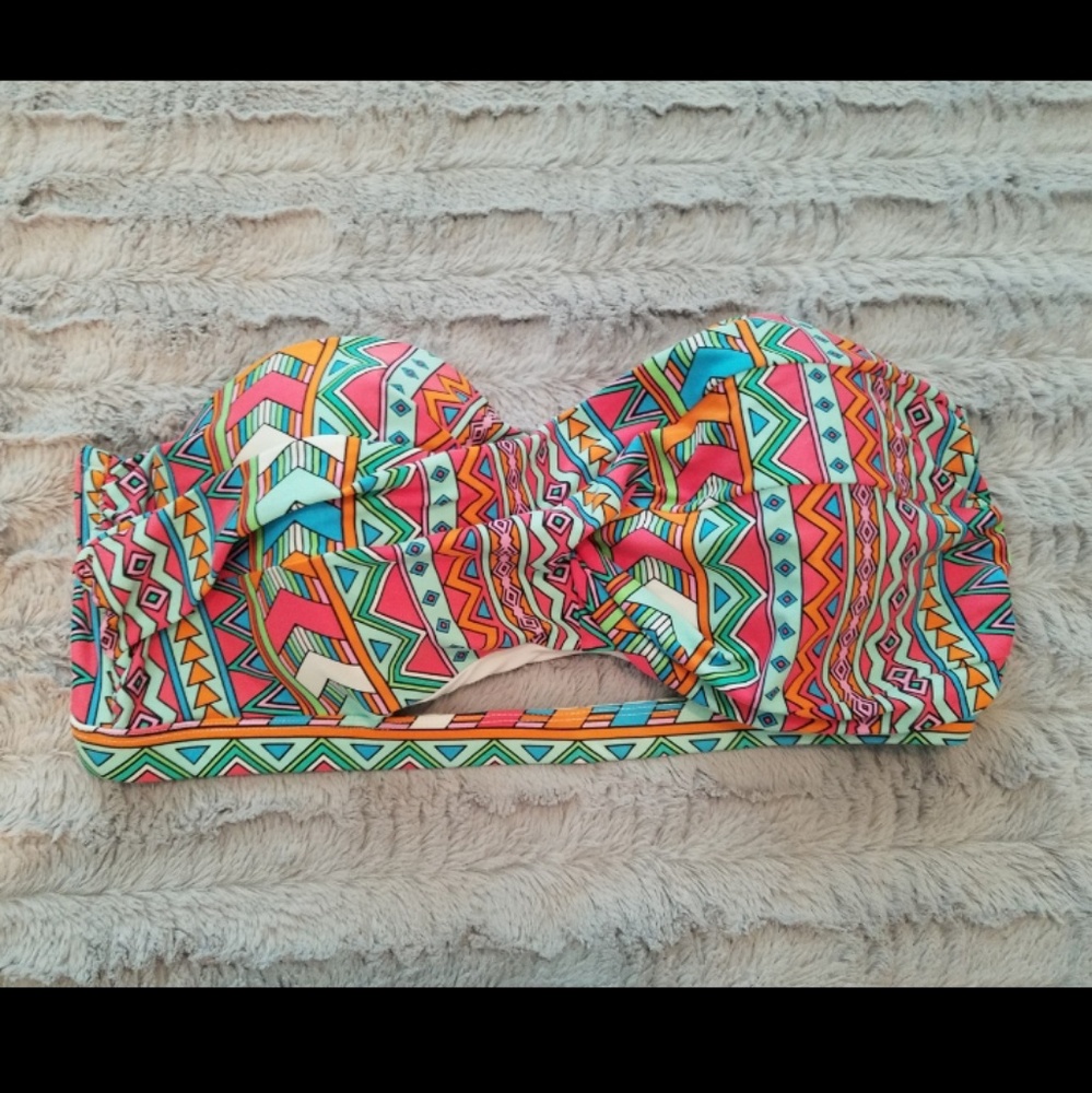 Forever 21 Plus | Neon Tribal Print Bikini Top